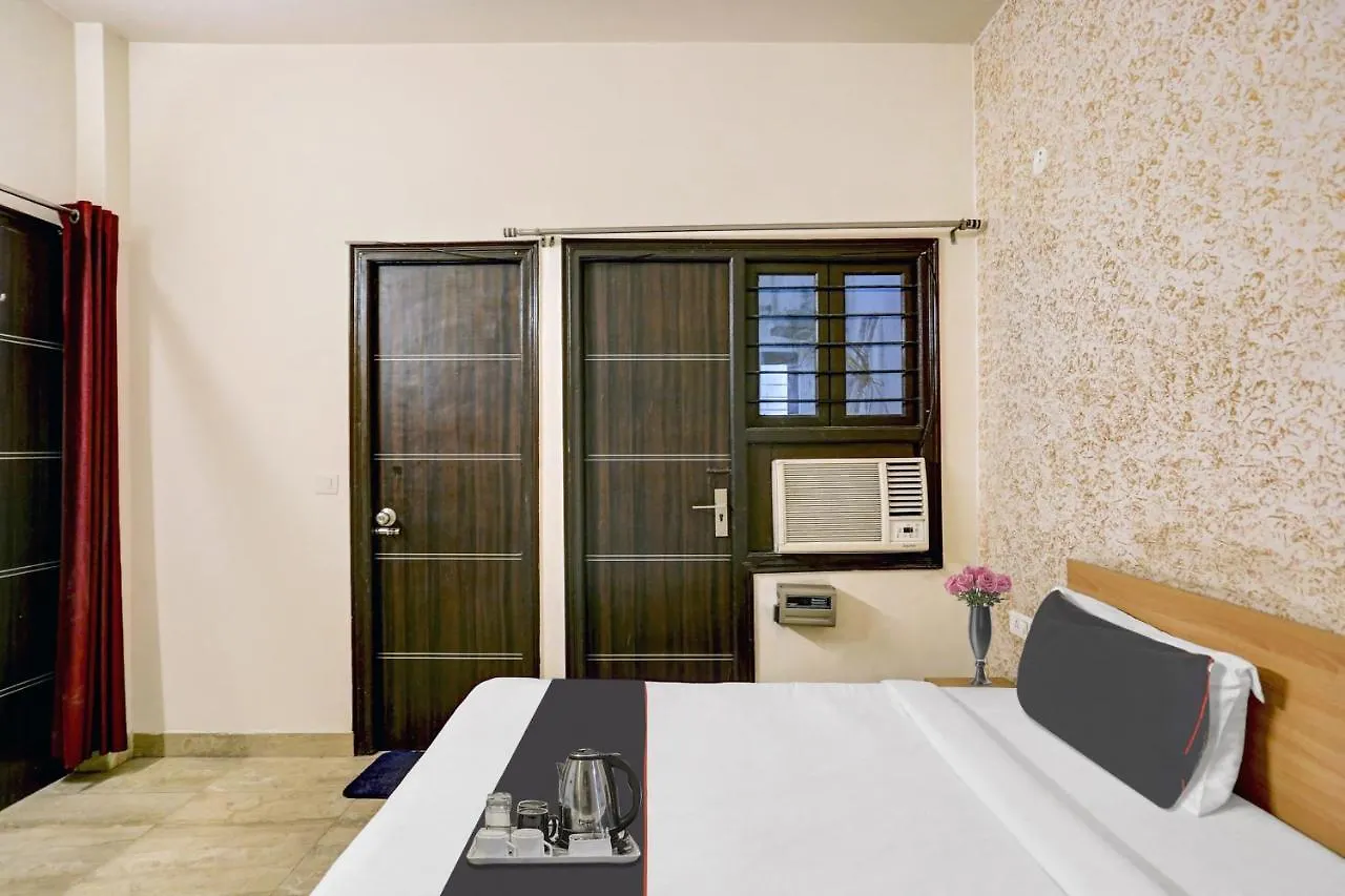 Collection O Pantao Stays Gurgaon Hotel